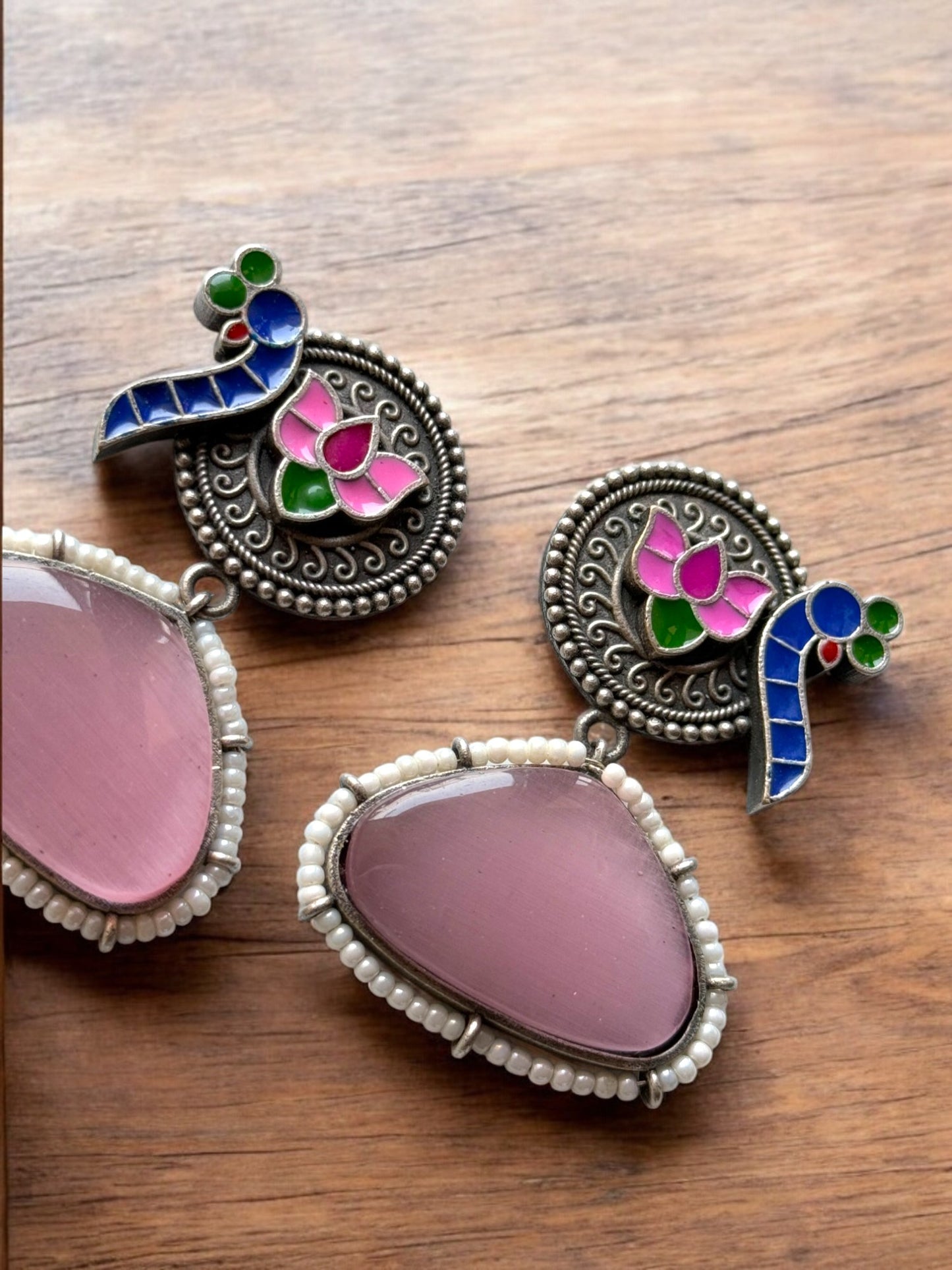 Peacock Hand-Painted Earrings Embedded with Silk Stone