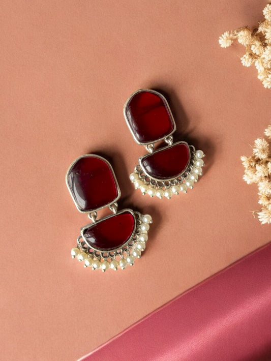 Twin Silk Stone Earrings with Dangling Pearls