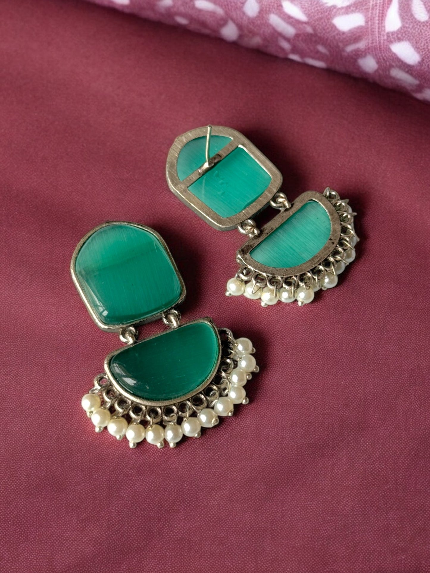 Twin Silk Stone Earrings with Dangling Pearls