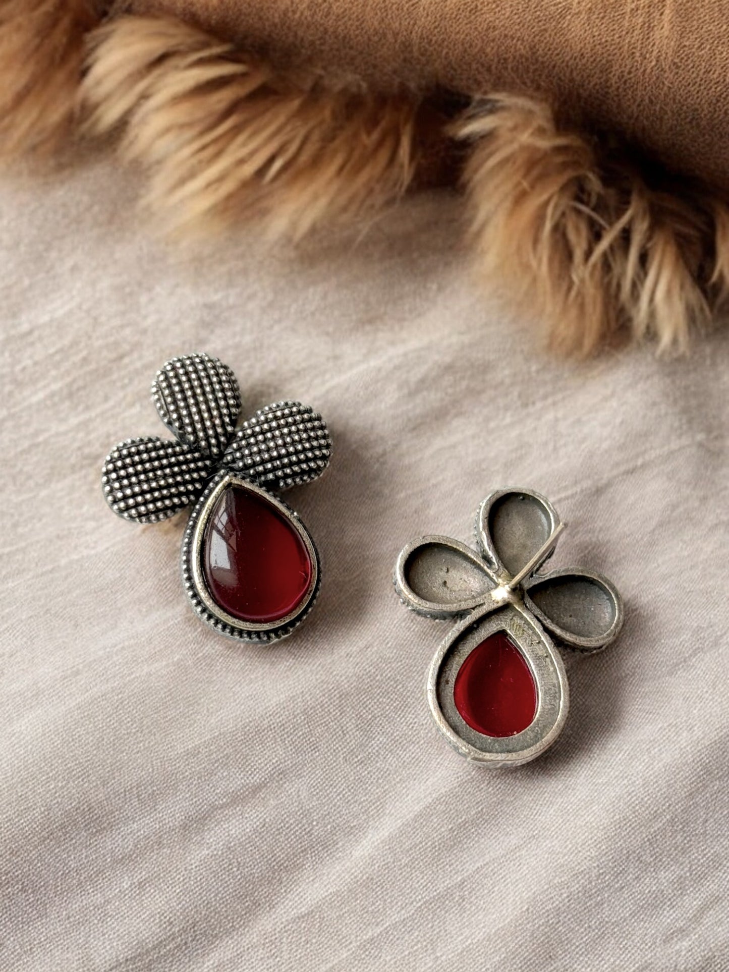 German Silver Flower Embedded Monalisa Stone Stud Earrings