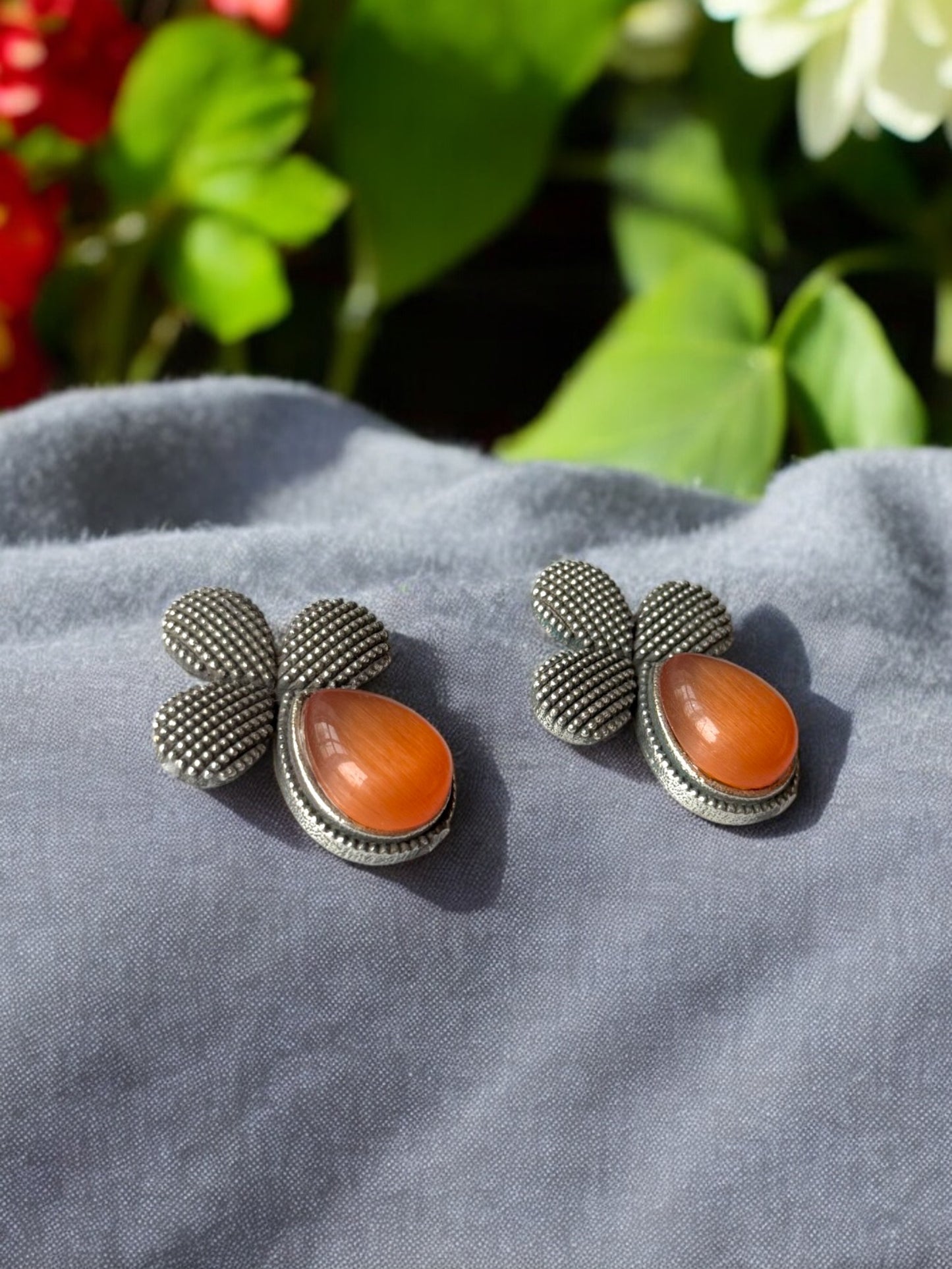 German Silver Flower Embedded Monalisa Stone Stud Earrings