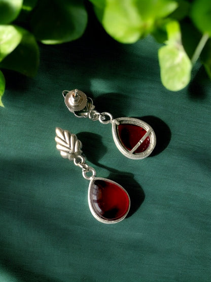 Silver Replica Leaf Drop Monalisa Stone Earrings