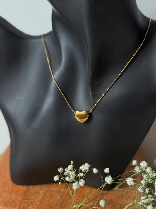 Minimalist Heart Anti-Tarnish Pendant