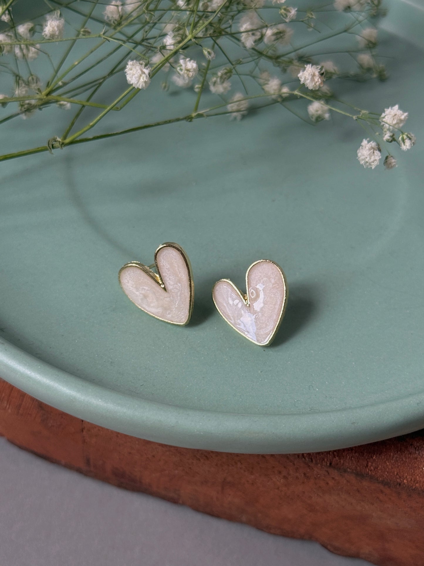 Love Anti-Tarnish Stud Earrings | Hypoallergenic & Waterproof