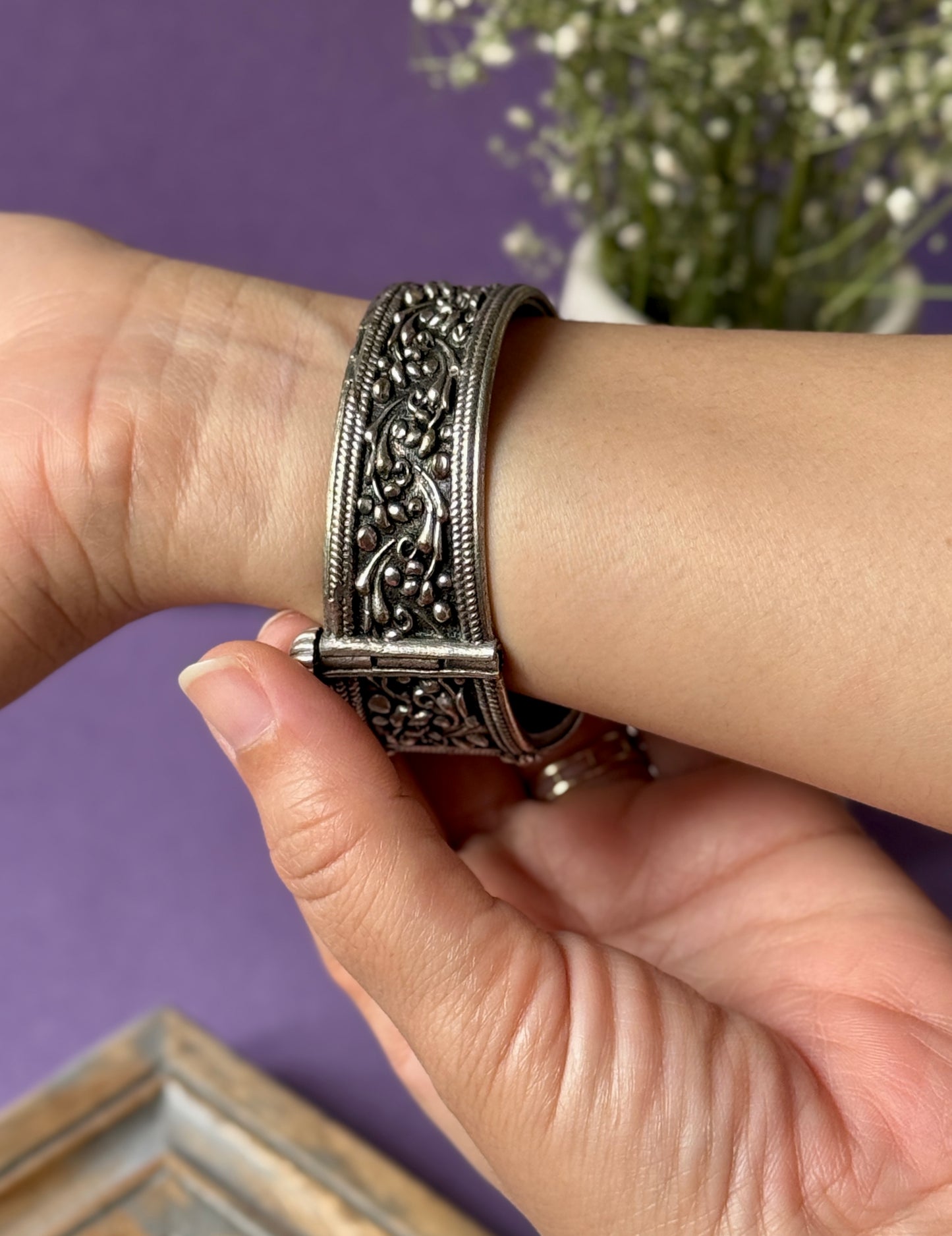 Antique Self-Engraved Free-Size Bracelet