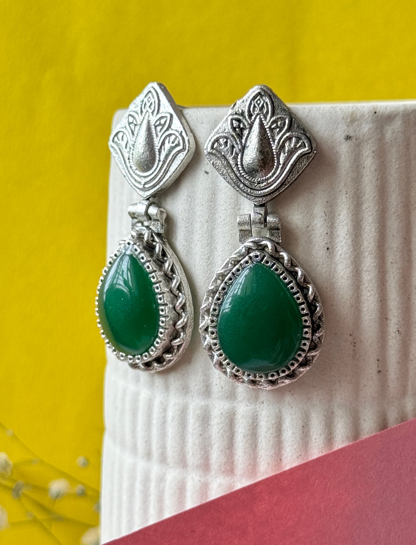 Silver lookalike Silk Stone Flower Engraved Earrings