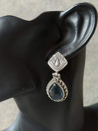 Silver lookalike Silk Stone Flower Engraved Earrings