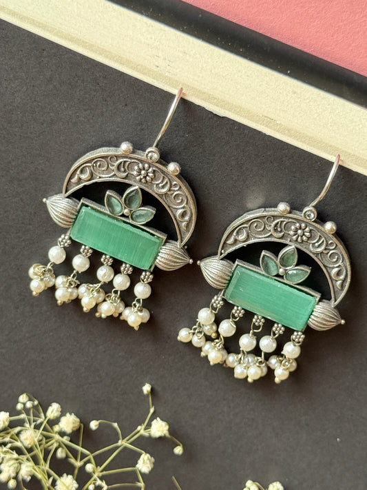 Silk Stone Embedded Dangling Pearl Hook Earrings