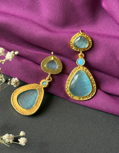 Statement Golden Earrings with Triple Monalisa Stones