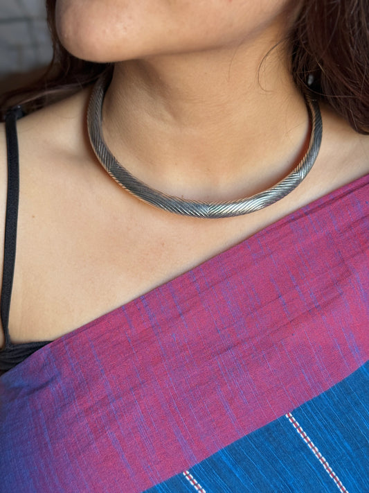 Silver-Plated Engraved Hasli Necklace