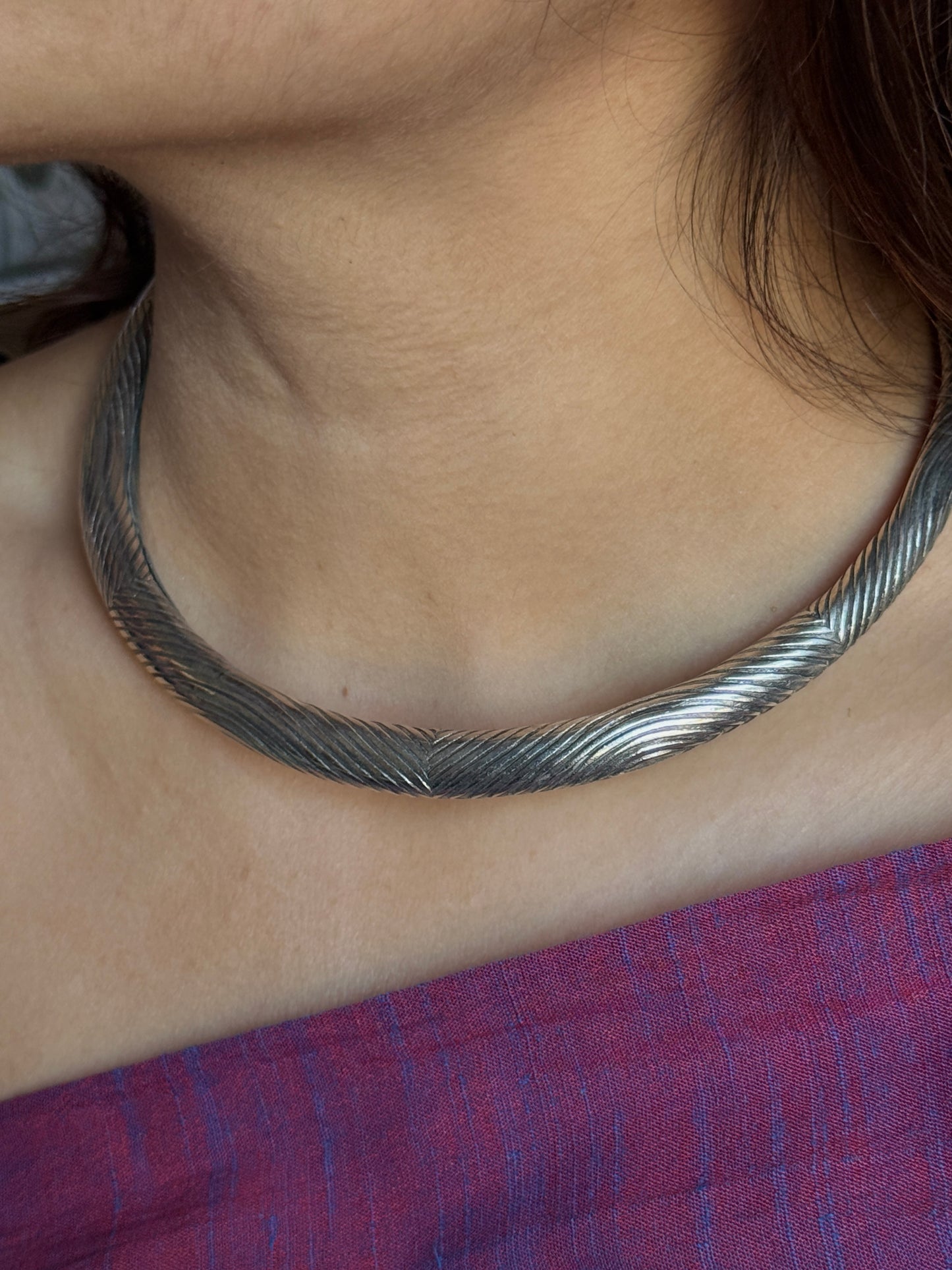 Silver-Plated Engraved Hasli Necklace