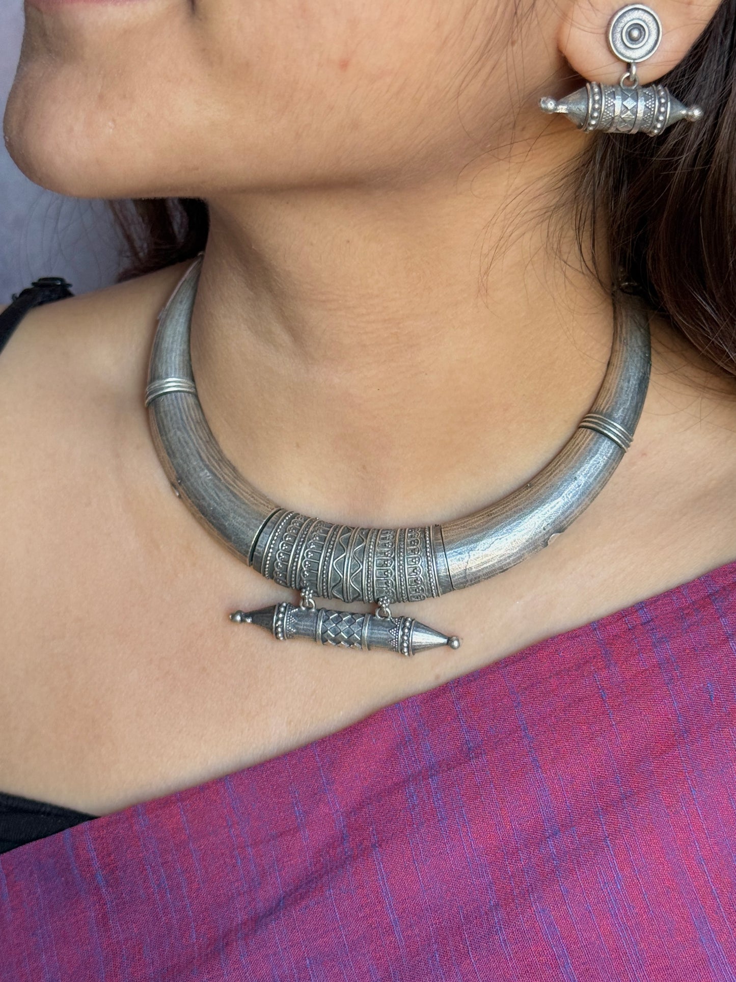 Handmade Silver-Plated Hasli Necklace with Earrings