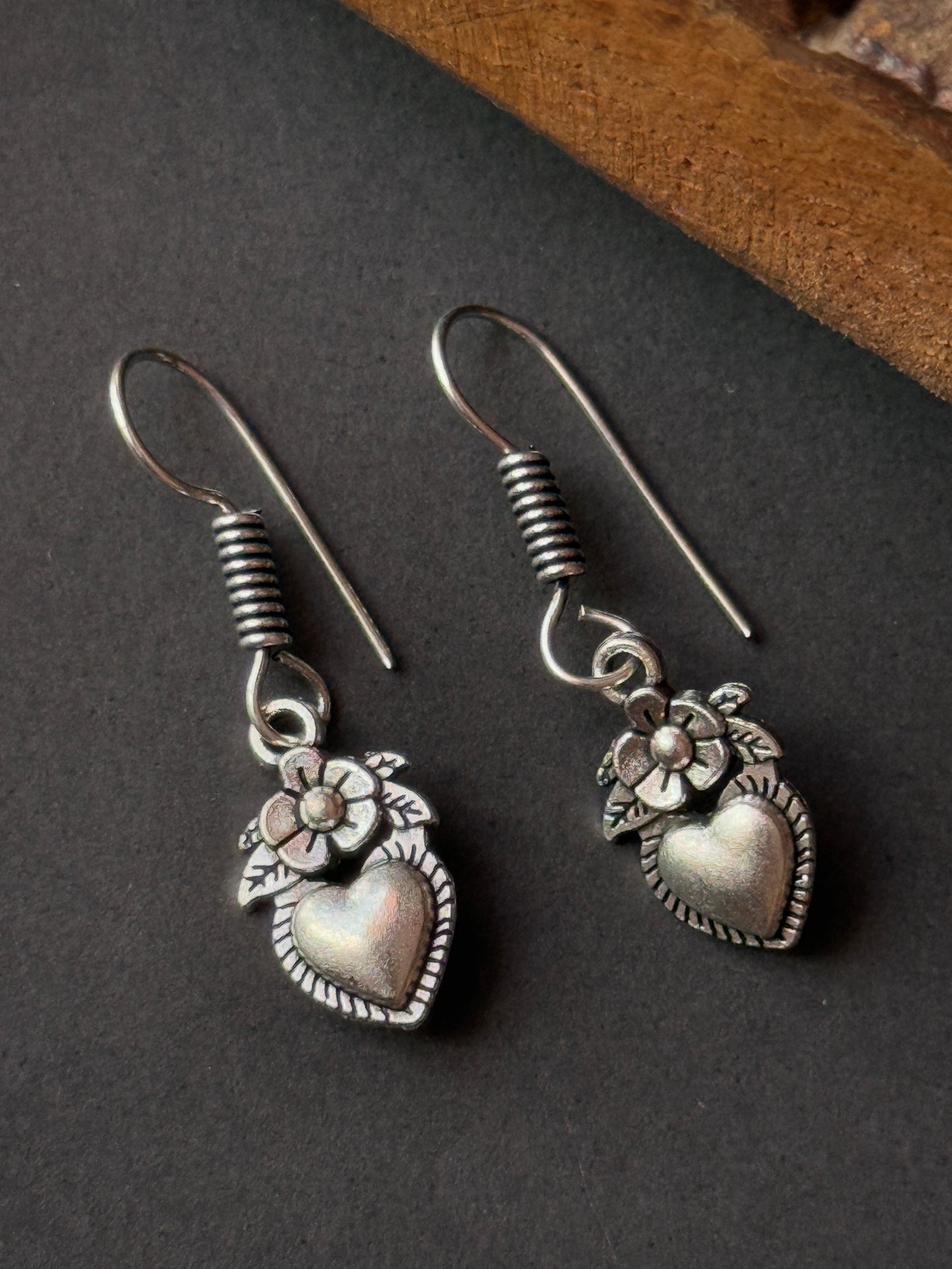 Minimal Heart Drop Earrings for Women