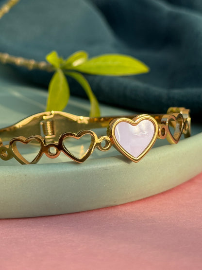 Hearts Anti-Tarnish Free-Size Bracelet for Women