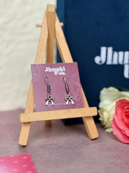 The Ultimate Earrings Gift Box for Her (12 Cute Earrings)
