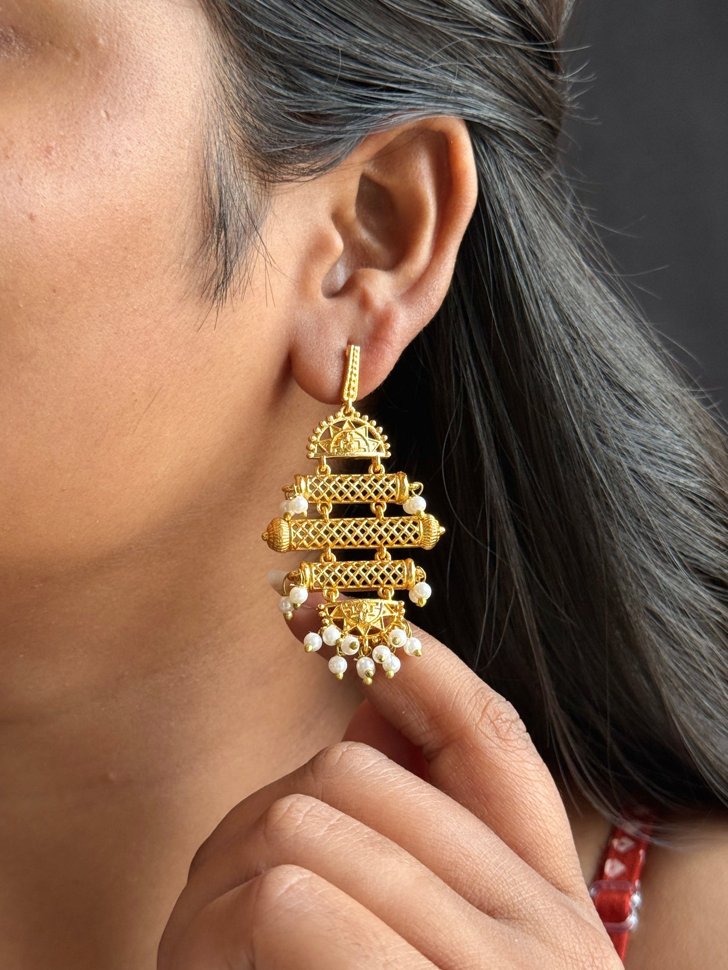 Gold-Toned Minimalist Earrings