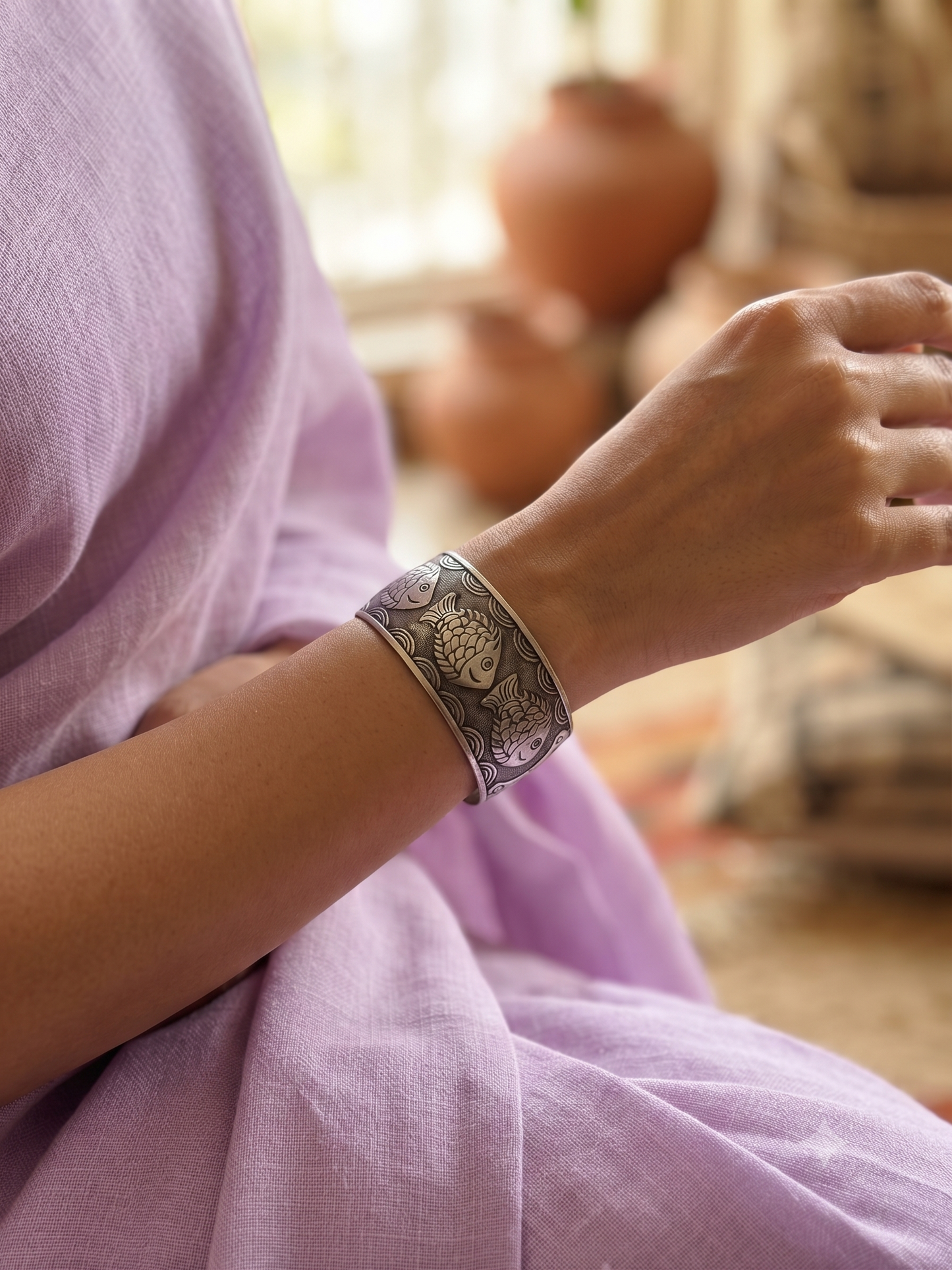 Oxidised Fish Bracelet – Free Size