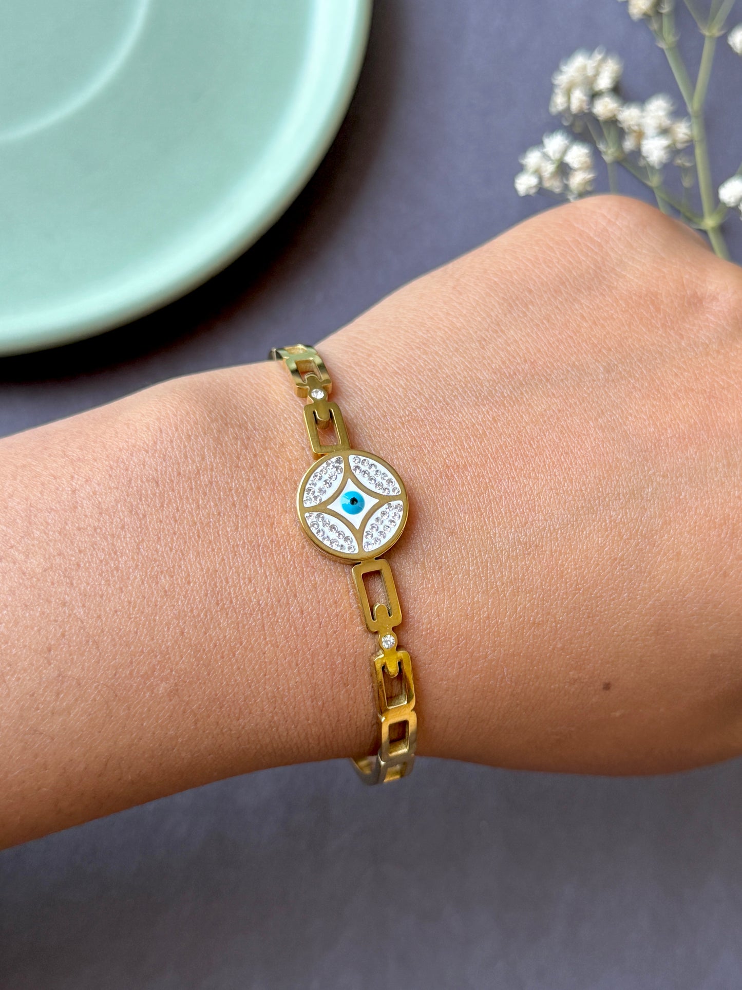 Evil Eye Round Anti-Tarnish Statement Bracelet | Free Size