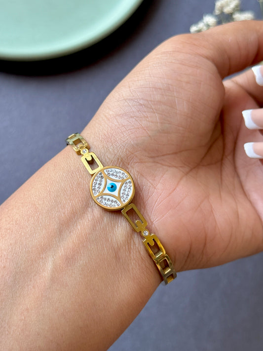 Evil Eye Round Anti-Tarnish Statement Bracelet | Free Size