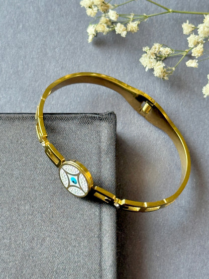 Evil Eye Round Anti-Tarnish Statement Bracelet | Free Size