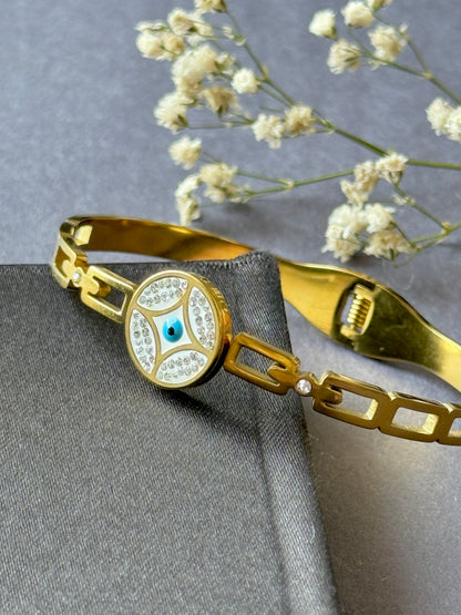 Evil Eye Round Anti-Tarnish Statement Bracelet | Free Size