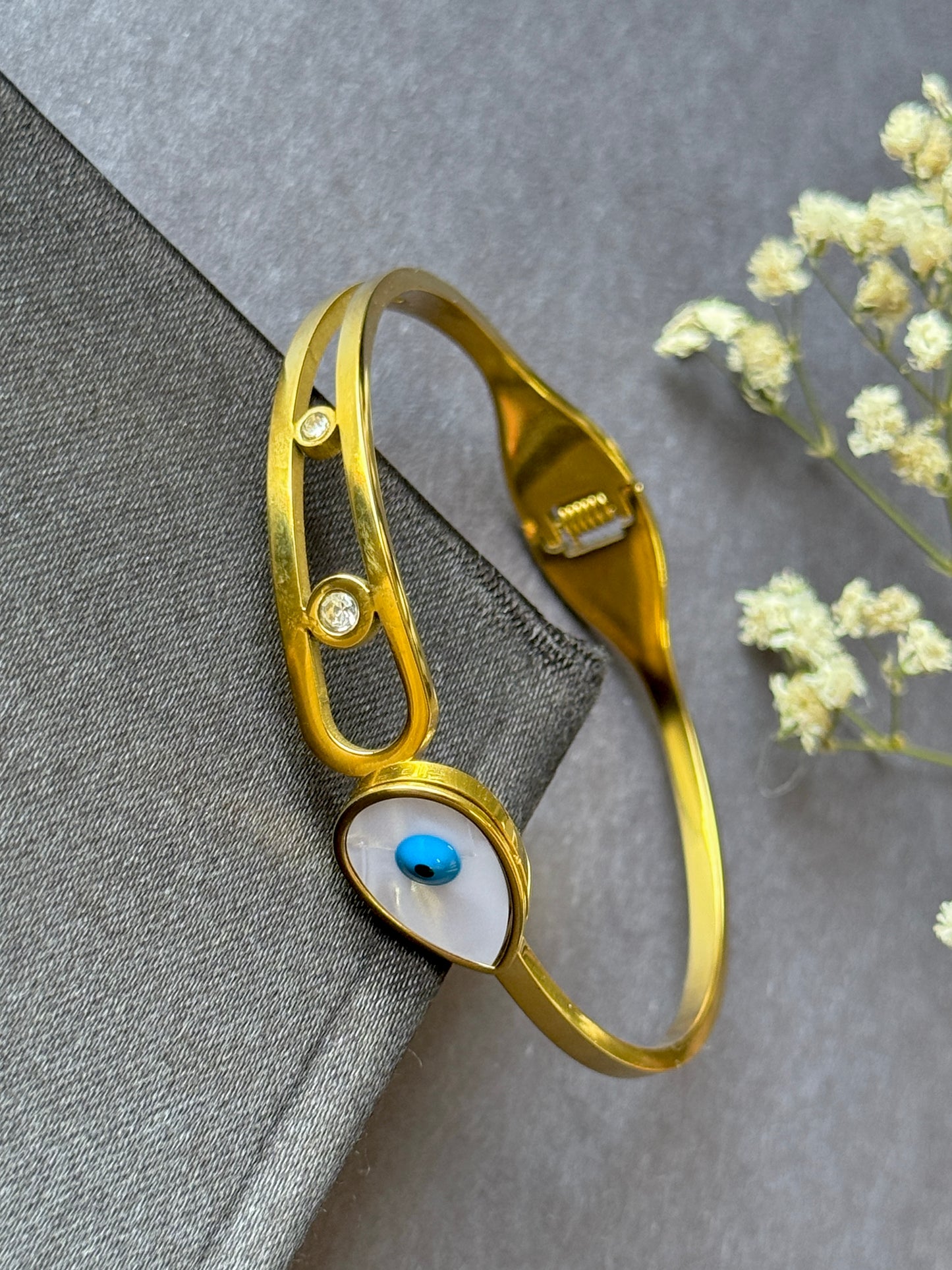 Anti-Tarnish Evil Eye Statement Bracelet | Free Size
