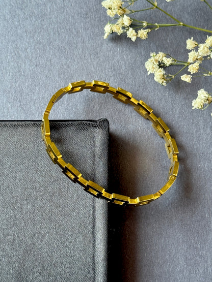 Eternal Shine Anti-Tarnish Statement Kada Bracelet | Free Size
