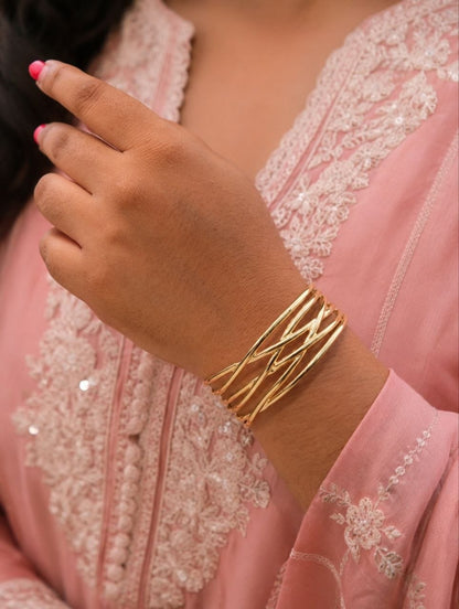 Anti-Tarnish Gold Cuff Bracelet – Free Size