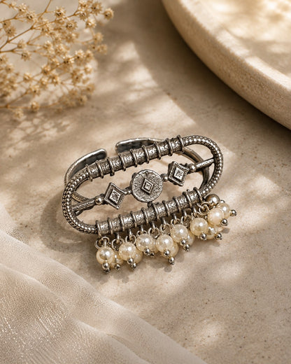 Noorika Pearl Ring – Adjustable Size