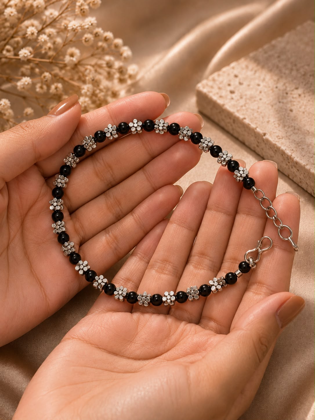 Anti-Tarnish Floral Anklet – Free Size