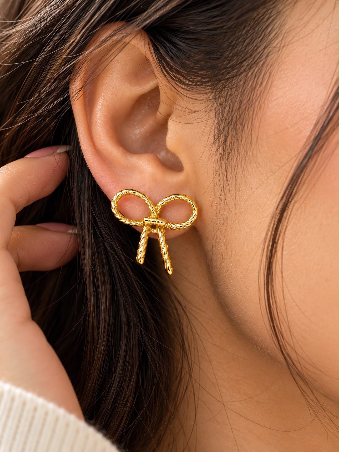 Bow Minimal Earrings – Anti Tarnish